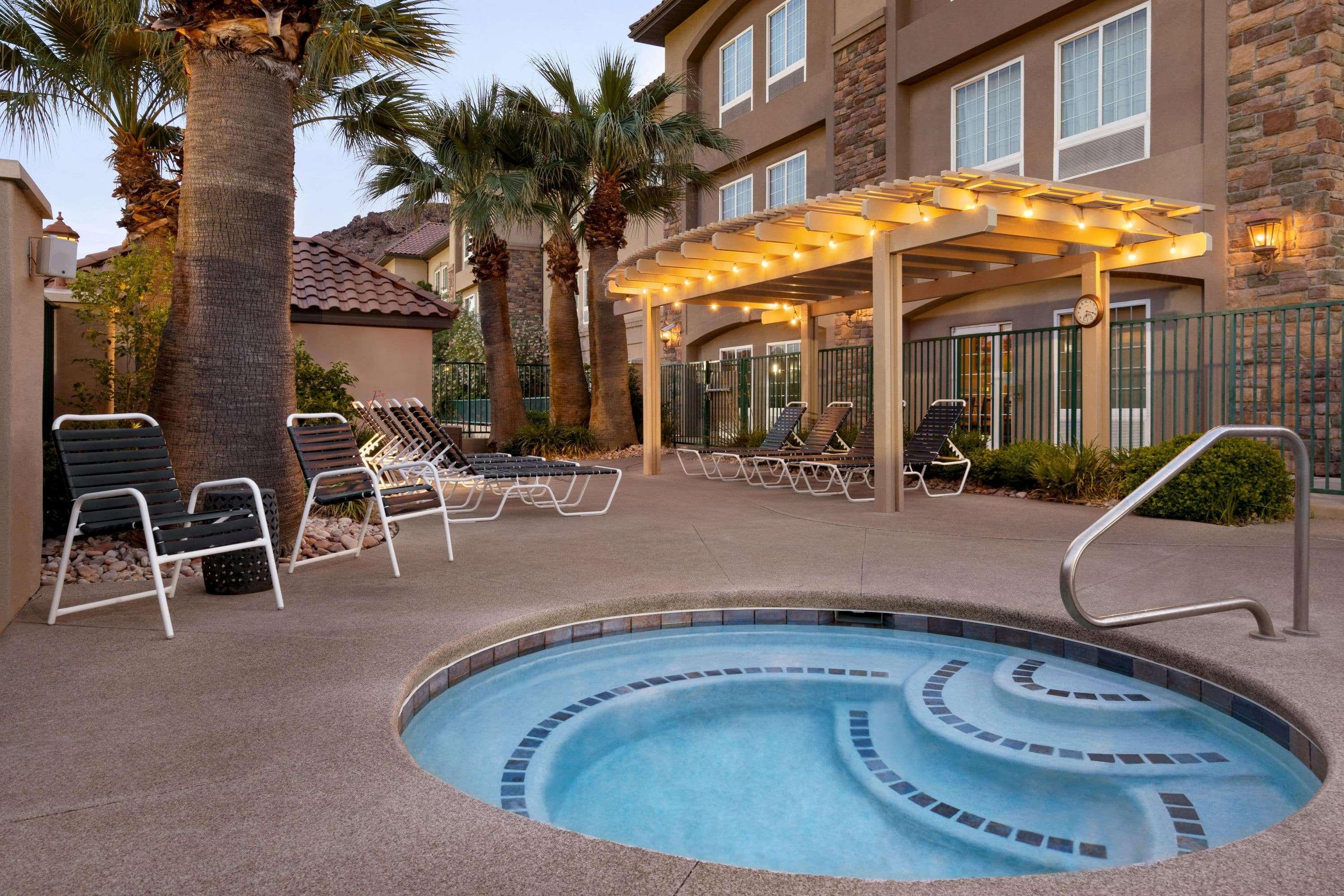 La Quinta By Wyndham St. George Hotel Buitenkant foto